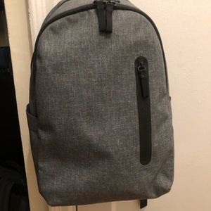 Women’s Everlane Commuter Backpack